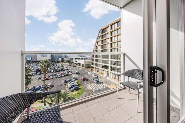 508/17 Amersham Way Manukau_8