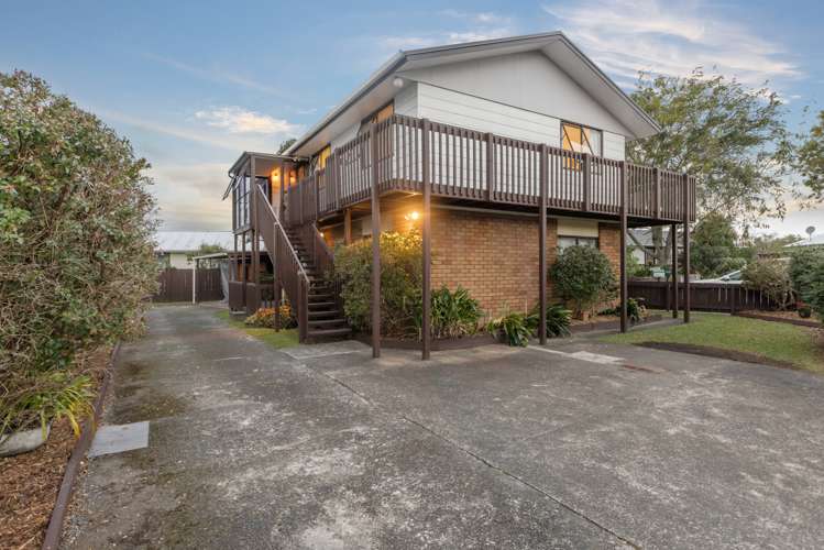 8 Glen Close Glen Eden_14