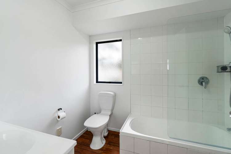 43 & 43A Urlich Drive Ranui_7