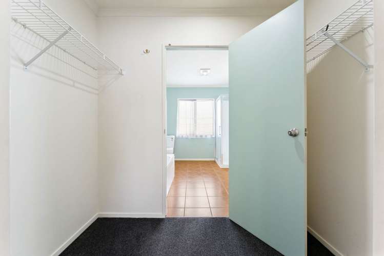 10/2 Arawa Street New Lynn_11