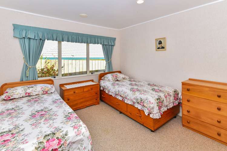36 Stewart Gibson Place Manurewa_10