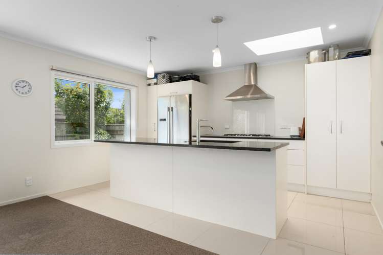 15 Resolution Drive Whitby_1