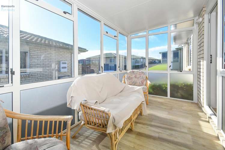 21a/8 Village Place Tuakau_8