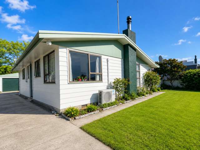 Family Living in a Handy Location!