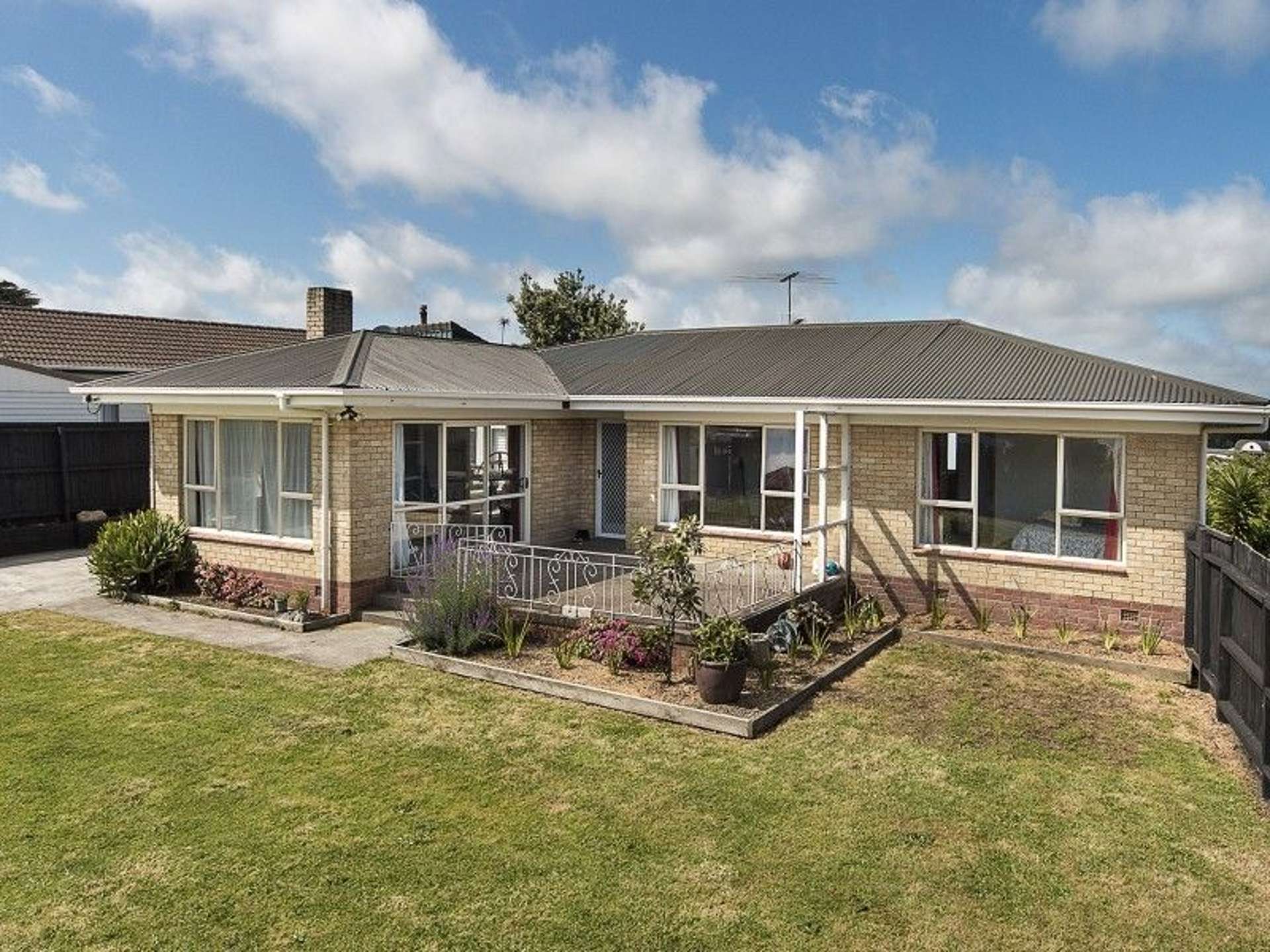 99 Kitchener Road Waiuku_0