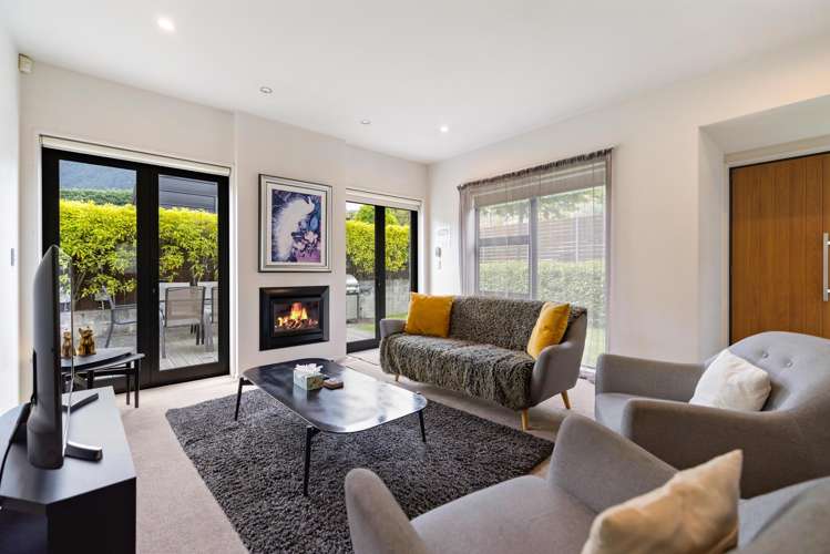 8 Hallenstein Street Queenstown_1