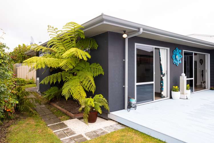 4 Gregory Grove Clive_15