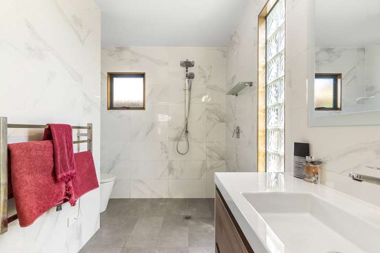 42 Bahamas Key Papamoa_19