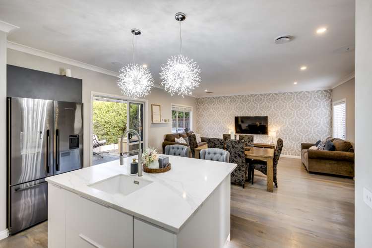 6 Squire Drive Awatoto_6