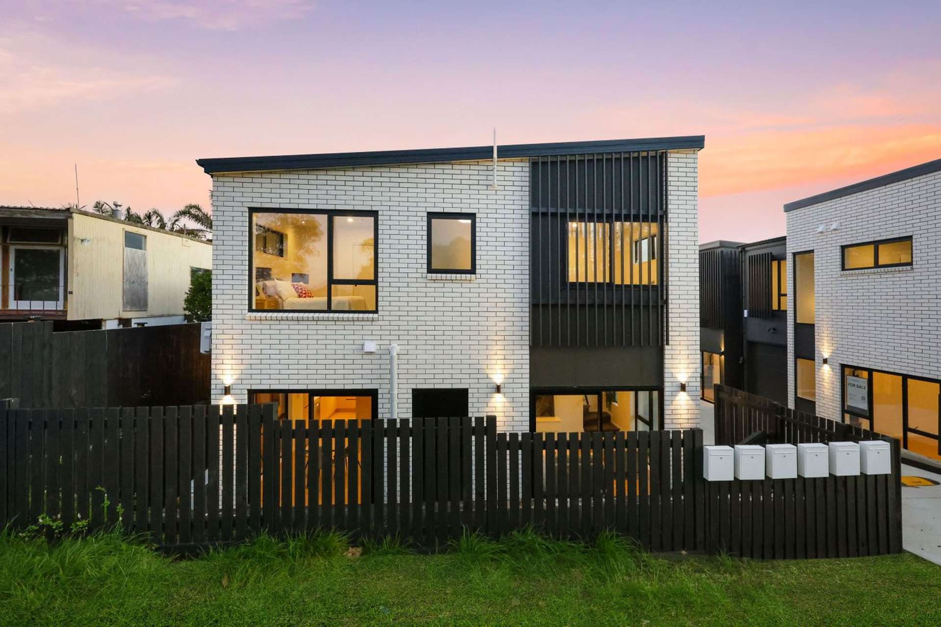 A-F/18 Sunnyhill Crescent Sunnyhills_0
