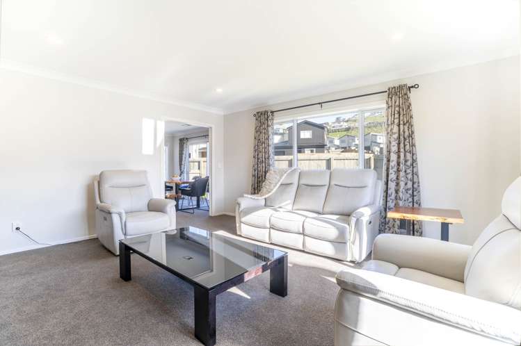 1 Hattersley Grove Churton Park_16