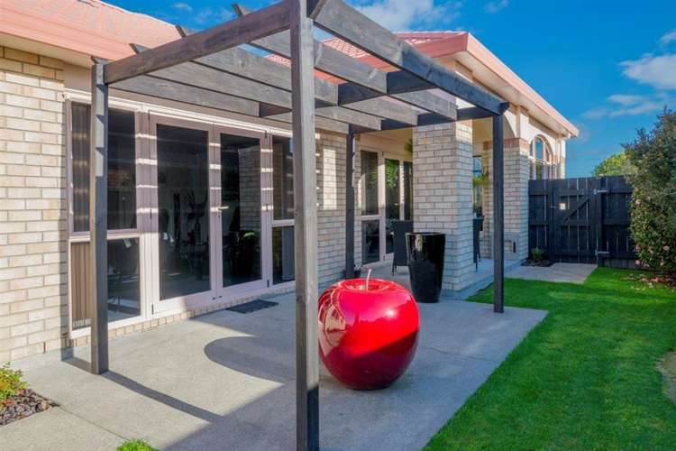 7 Lynch Grove Levin_24