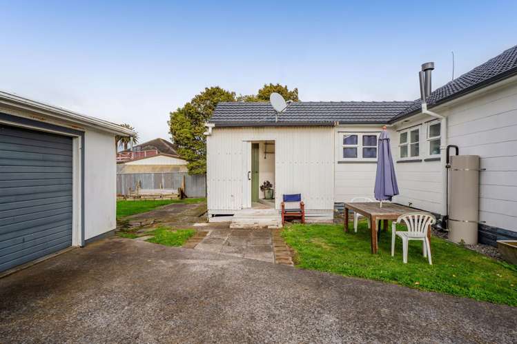 2 Gladstone Street Hawera_14