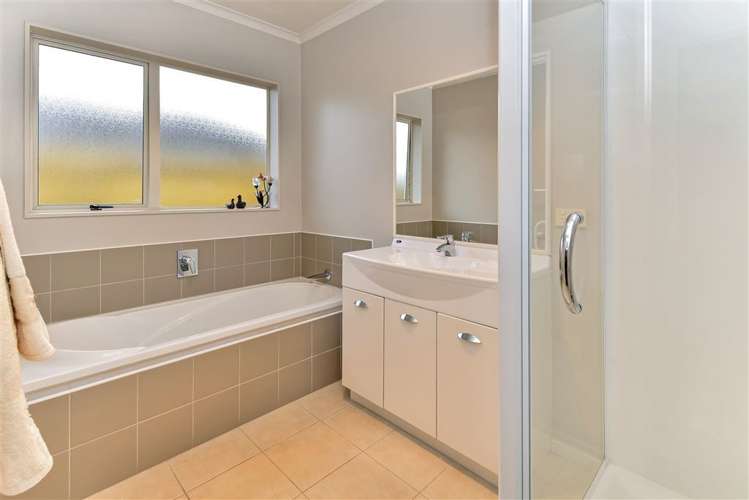 53 Longford Park Drive Takanini_9