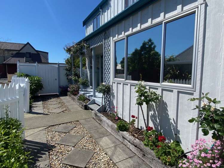 2 Helena Way The Wood_14