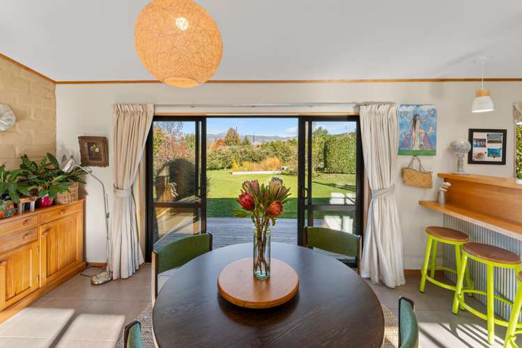 294 Pigeon Valley Road Wakefield_9