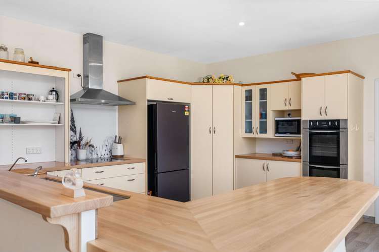 6 Daffodil Grove Carterton_8