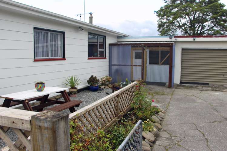 22 Denston Street Blackball_17