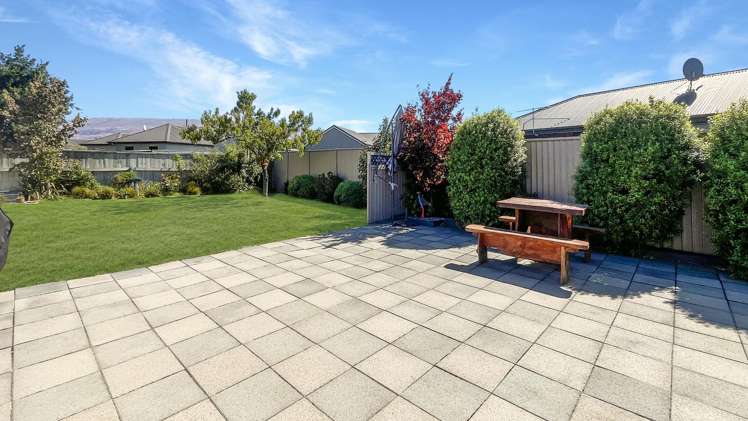 17 Larch Crescent Alexandra_15