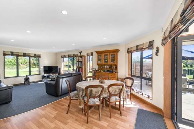 11 Genevieve Way Whatawhata_3