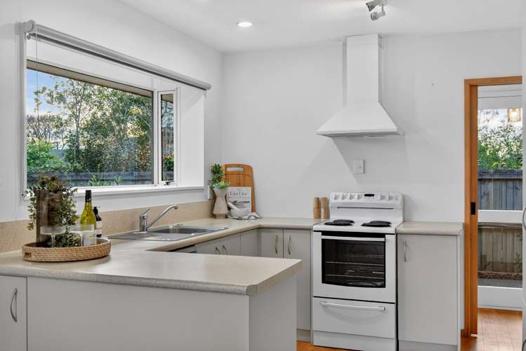 2/148 Rose Street Somerfield_5