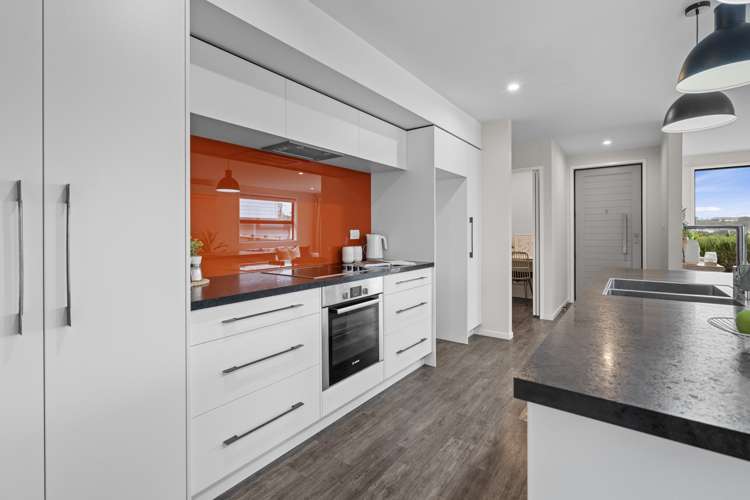 177 Lakes Boulevard Pyes Pa_25