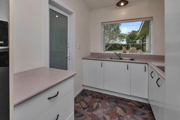 6 Tui Crescent Maunu_10