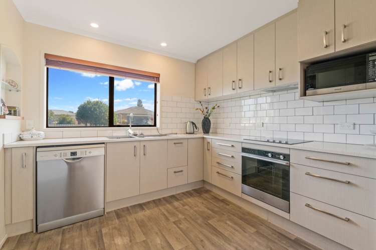 13 Pine Road Orewa_12