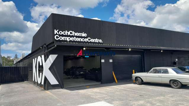 Prime Showroom Space Wairau Road