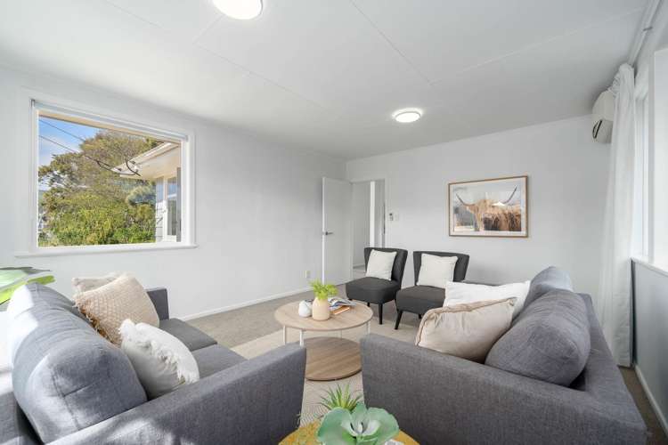 33 Castor Crescent Cannons Creek_5