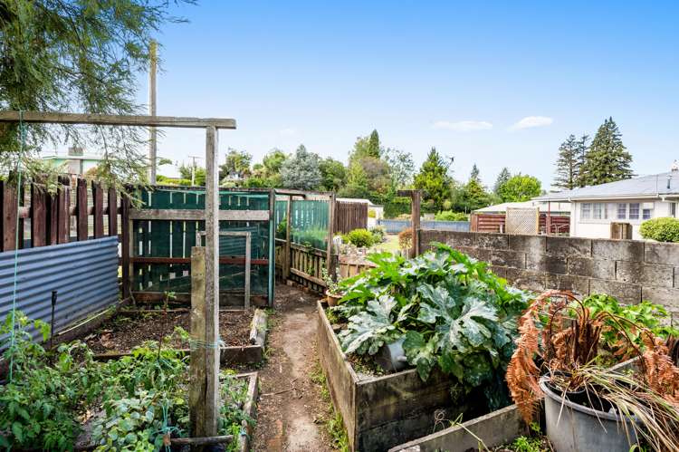 118 Golf Road Taumarunui_19