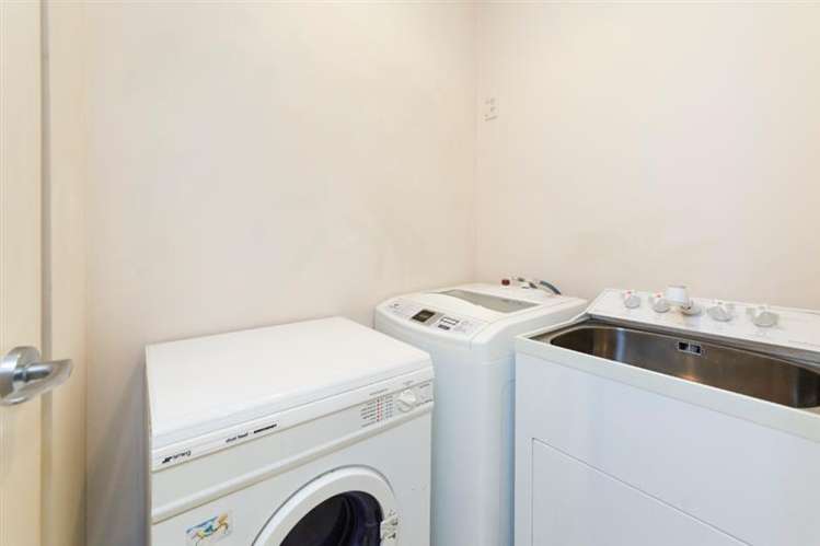 2d/6 Queen Street Palmerston North Central_9