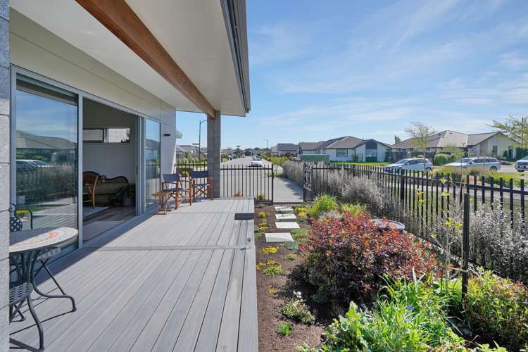 39 Blunden Road Lincoln_24