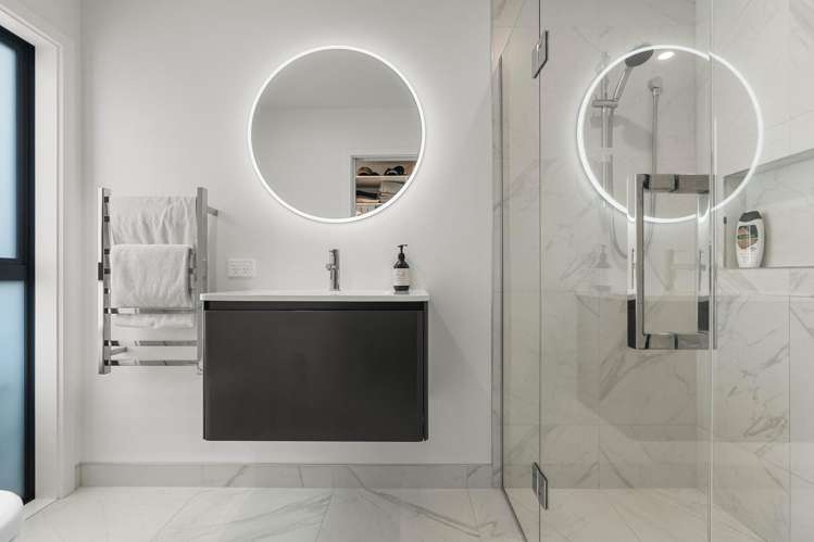 51 Marine Corps Drive Solway_14