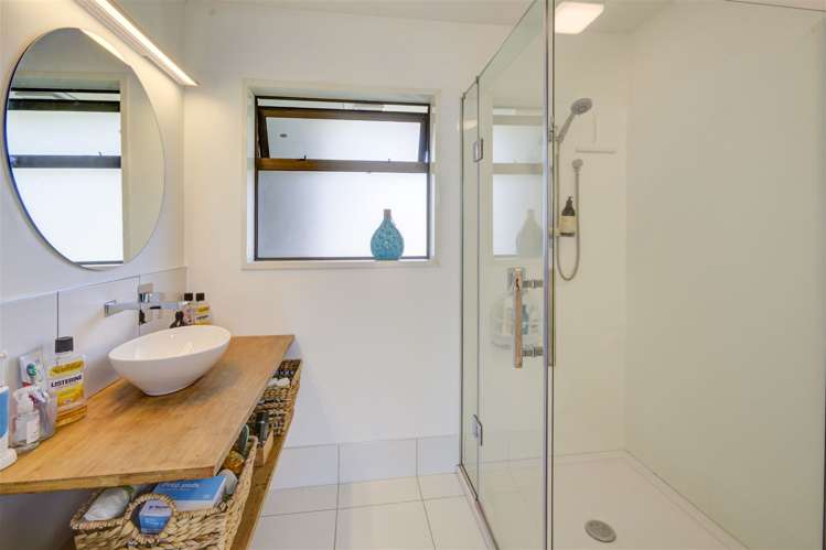 11 Bridge Street Waikuku Beach_3