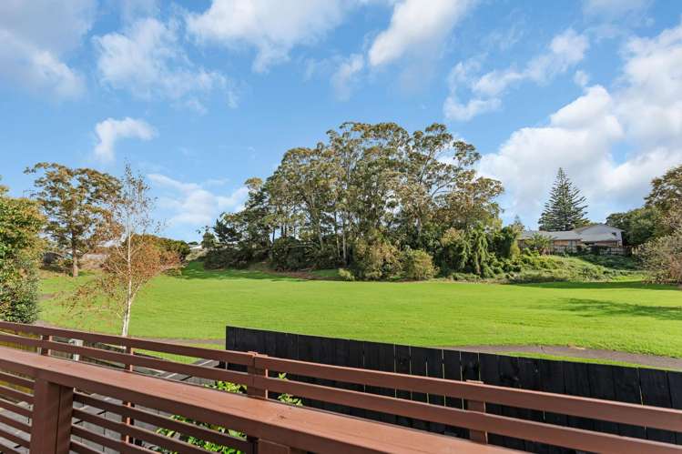 1/10 Alcock Street Mount Wellington_12