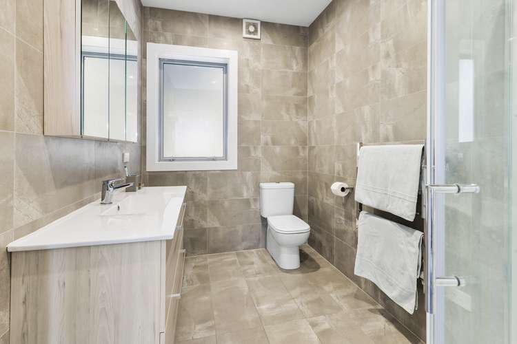 216c Sutherland Road Lyall Bay_14