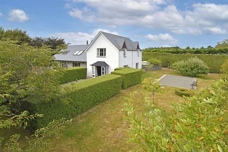 8 Whitewood Crescent West Melton_1