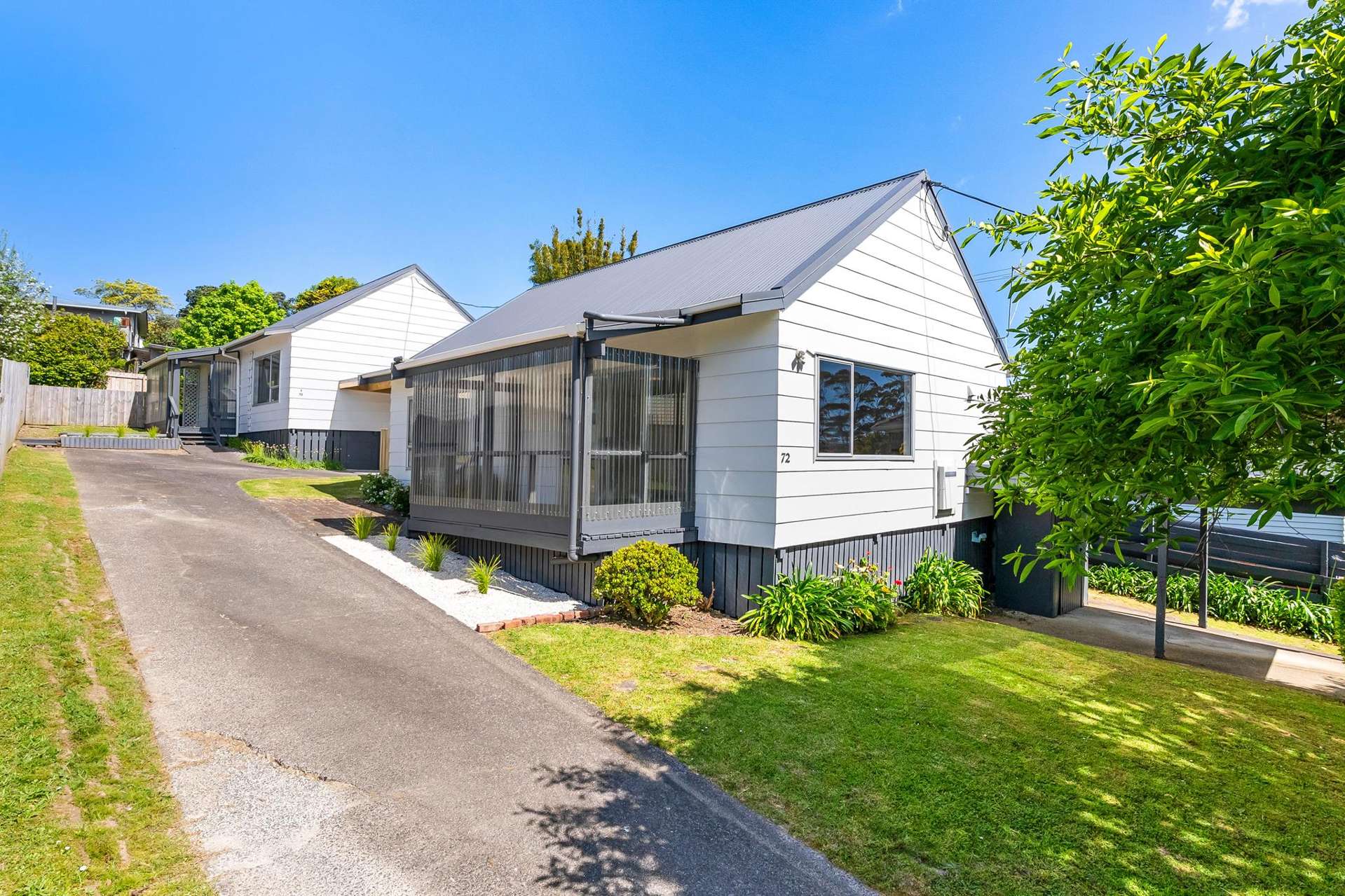 72 Vodanovich Road Te Atatu South_0