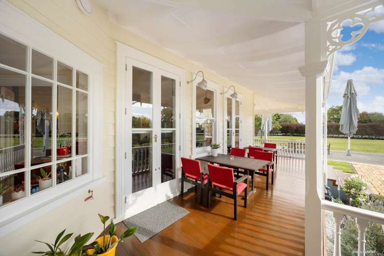 210 Clifton Road Whitford_8