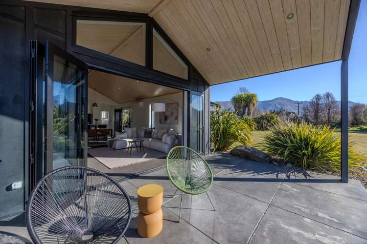 6 Hidden Hills Drive Wanaka_34