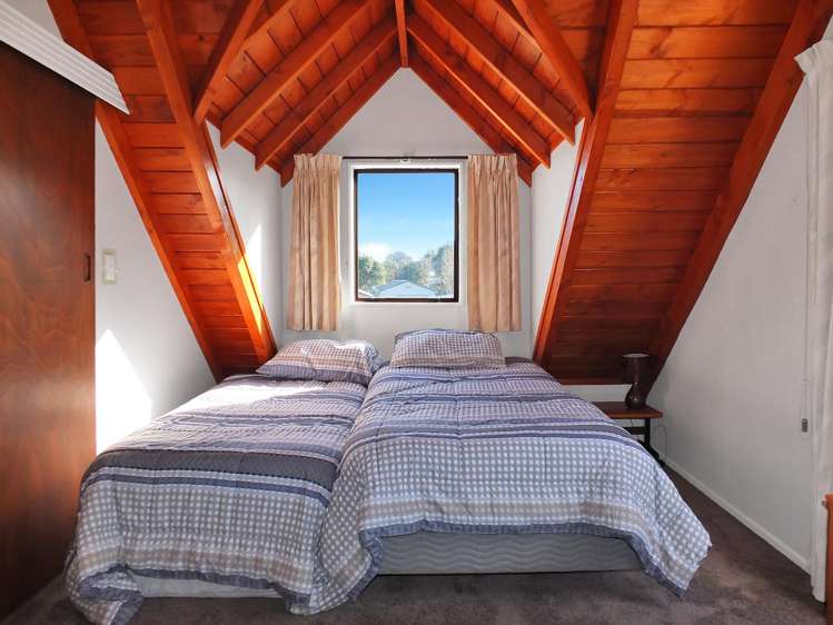 38 Hennessy Street East Foxton Beach_25