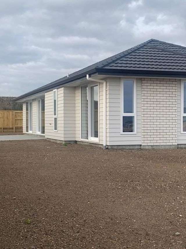 8 Puka Place 11213_2