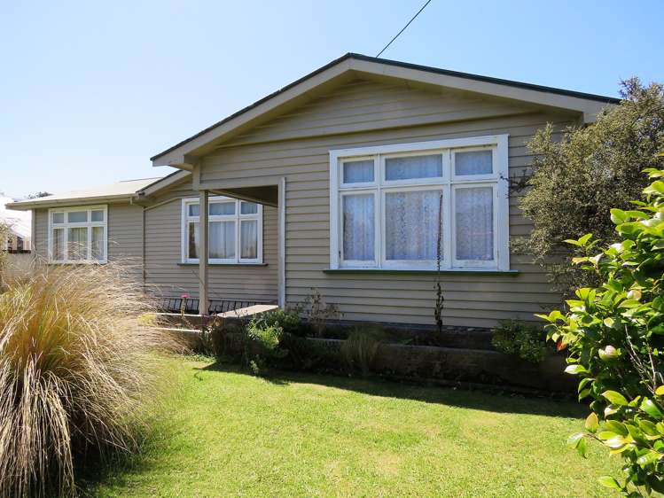 9 River Road Hector_25