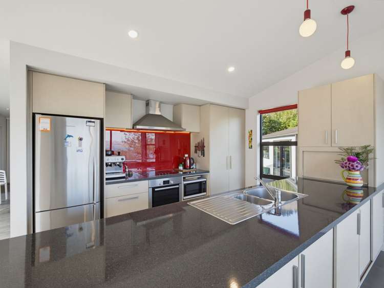 7 Harbour View Terrace Cass Bay_5