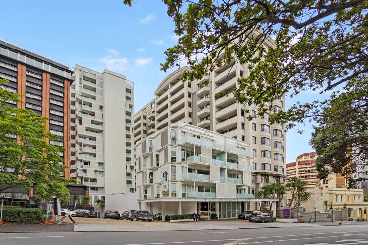 2202/10 Waterloo Quadrant Auckland Central_13