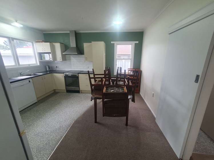 2/304 Southland Road Hastings_11