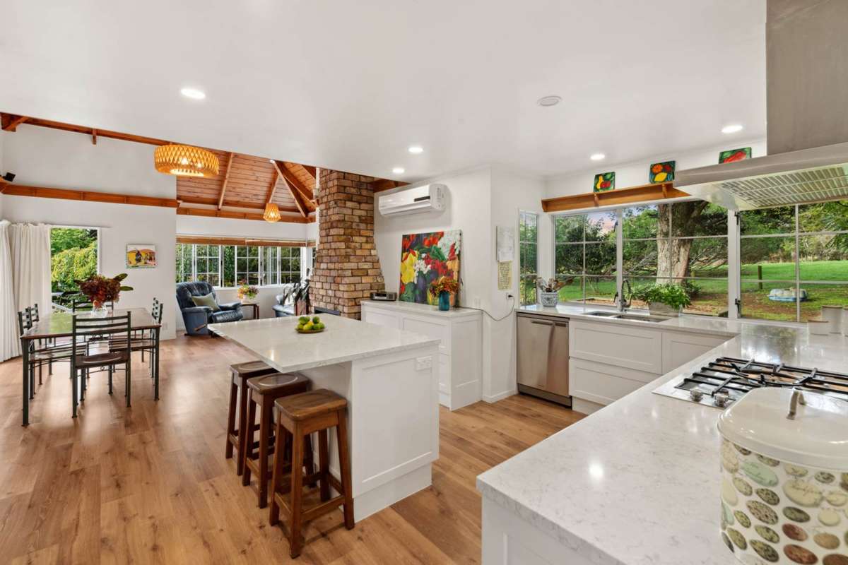 1549F Great South Road_3