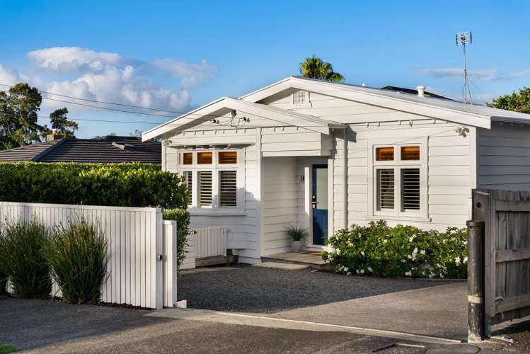 43 Kiwi Road Point Chevalier_21