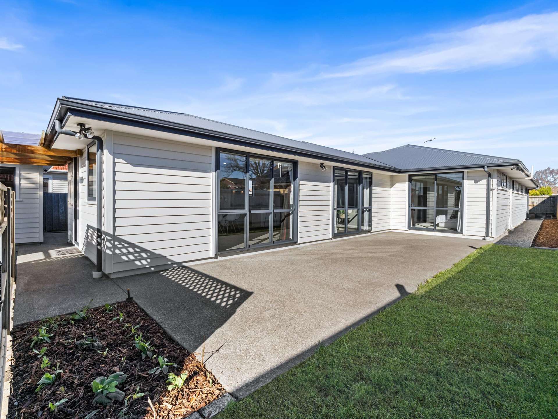 17 Belfast Road Belfast_0